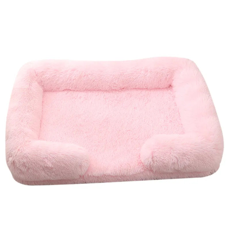 Grand lit pour chien en peluche
