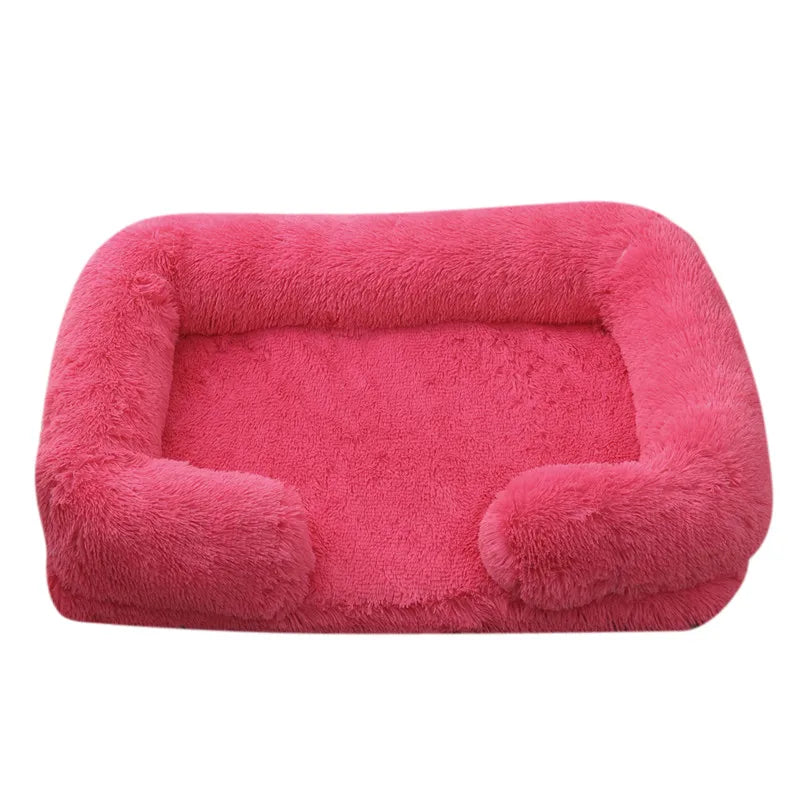 Grand lit pour chien en peluche